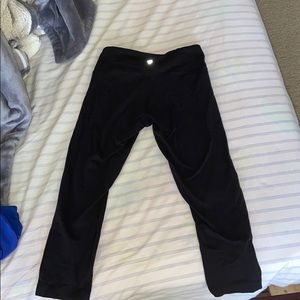 Black lulu lemon leggings